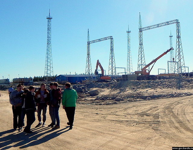 Студенты ПетрГУ "проинспектировали" строительство Белопорожских ГЭС
